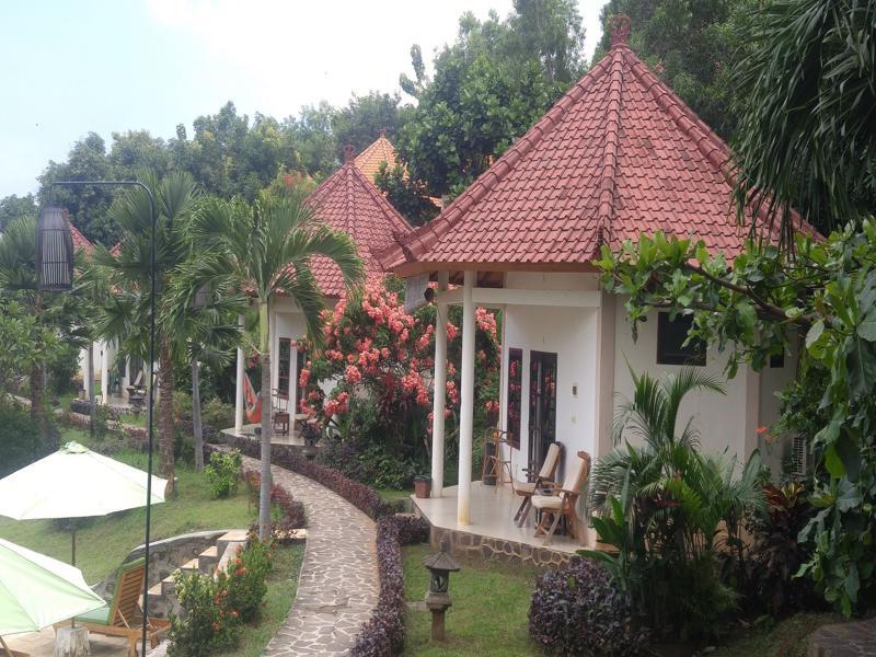 The Hamsa Hotel Lovina  Exterior photo